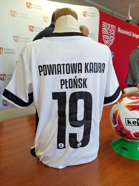 Umowa na piłkarski projekt podpisana