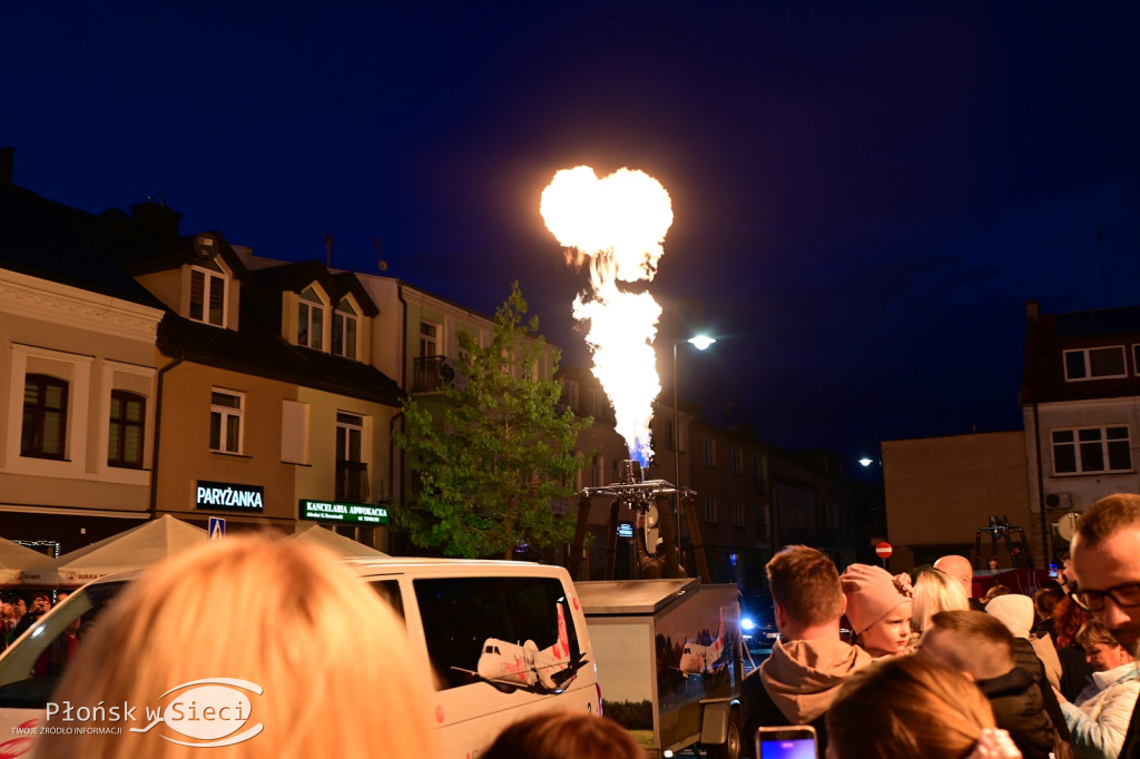 Parada baloniarzy w Płońsku