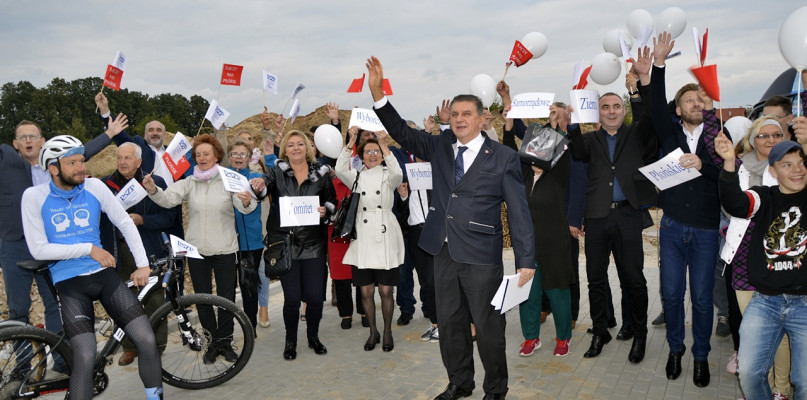 Plenerową konwencję komitetu PZSP rejestrował latający dron [Foto: DT] 