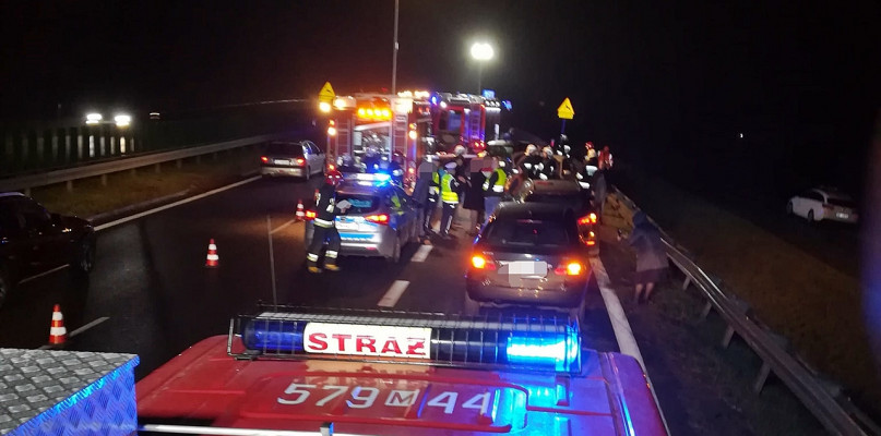 Karambol w Załuskach - zderzyło się aż pięć samochodów 