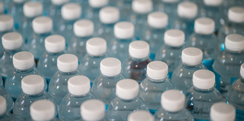 Ekologiczna rewolucja w domu, czyli jak ograniczyć zużycie plastiku