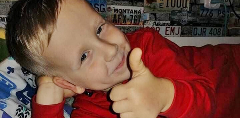 Oskarek pozdrawia Was i ma nadzieję, że będzie wszystko dobrze [Foto: Licytacje dla Oskarka/Grupa publiczna]