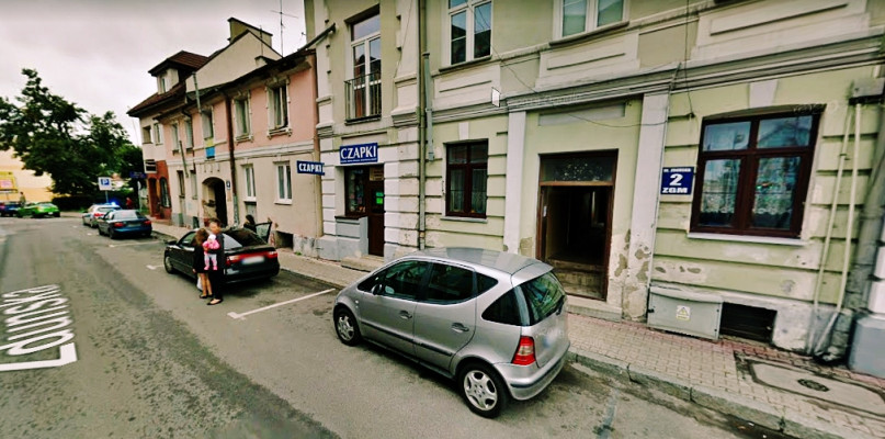 Stare, zaniedbane kamienice przy Zduńskiej mają zostać także zrewitalizowane [Foto: google maps]