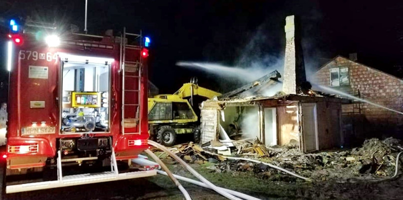 Zdjęcie z miejsca poniedziałkowego pożaru [Foto: OSP KSRG Naruszewo]