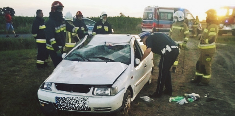 Z miejsca drogowego zdarzenia na wysokości wsi Nowe Kucice [Foto: Czytelnika]