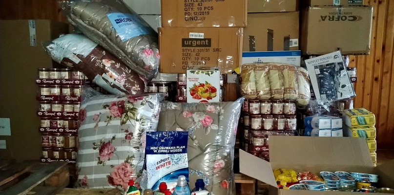 Pierwsze rzeczy i produkty  spożywcze już trafiają od PGK do potrzebujących płońszczan 