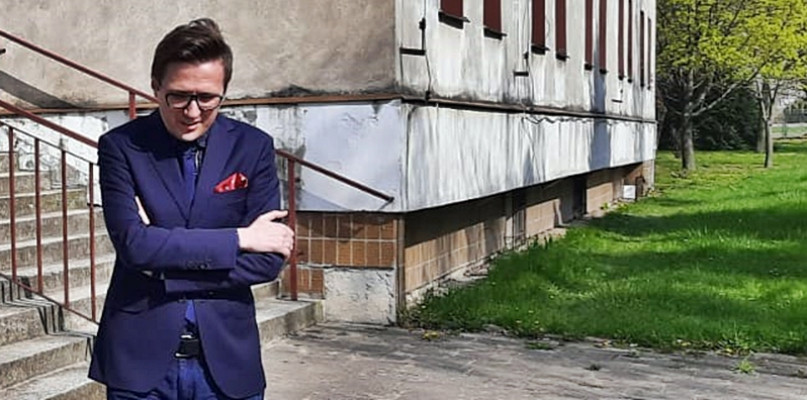 Marcin Ozdarski opuszcza płoński szpital [Foto: Redakcja/Archiwum]