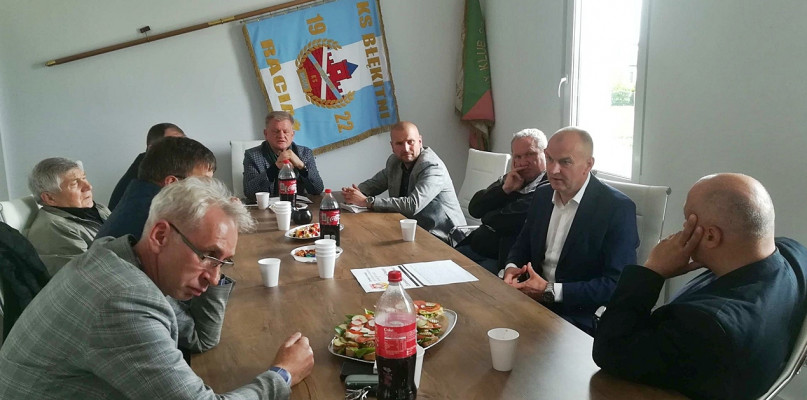 Tak samo będę traktował prezesa z B Klasy i Ekstraklasy - Sławomir Pietrzyk walczy