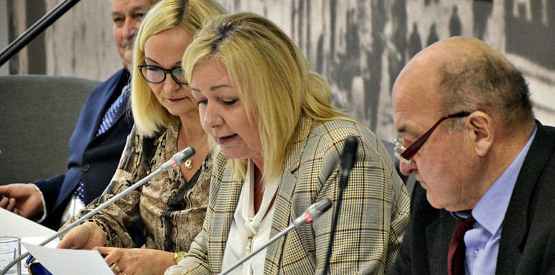 Członkowie prezydium Rady Miejskiej w Płońsku, którzy wydali oświadczenie dotyczące braku możliwości spotkania z samorządowcami pełniącymi podobne funkcje, tyle że w Powiecie [Foto: Redakcja/Archiwum]