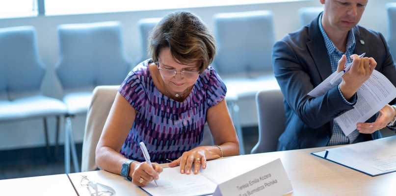 Samorzą Miasta Płońska na spotkaniu w ciechanowskim ratuszu reprezentowała wiceburmistrz Teresa Kozera [Foto: UM w Ciechanowie]
