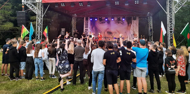 W ramach festiwalu odbywają się spotkania dla ducha, kulturalne oraz muzyczne, zazwyczaj także warsztatowe [Foto: Łukasz Wielechowski]