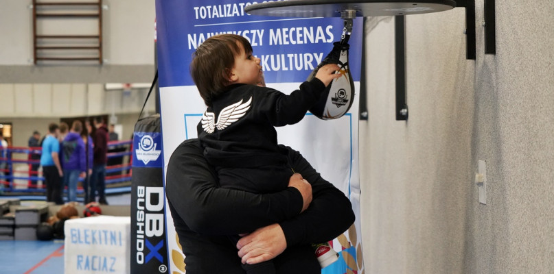 Mamy nadzieję i wierzymy, że to z nowo powstałej sekcji bokserskiej 'Błękitnych' będą pochodzili zawodnicy z umiejętnościami na miarę Bogdana Gajdy, czy Kamila Szeremety [Fot.: Dawid Ziółkowski]
