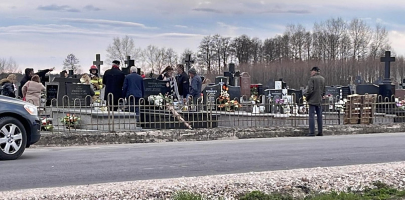 Do wypadku doszło na tym cmentarzu parafialnym w świąteczny poniedziałek, około godziny 16 [fot.: Redakcja]