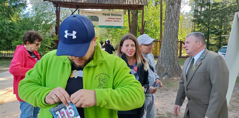 Jednym z głównych punktów leśnego wydarzenia w Kucharach Królewskich jest od lat bieg ''Kwitnących Ogrodów'' [fot.: Łukasz Wielechowski]