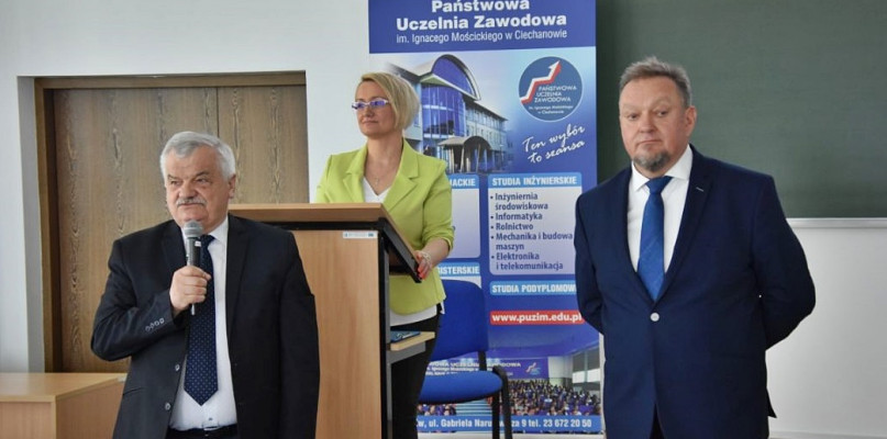 [fot.: zbiory uczelni]