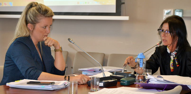 Od lewej Edyta Grodkiewicz, nowa zastępca widocznej na zdjęciu dyrektor Nec [fot.: Dawid Turowiecki] 