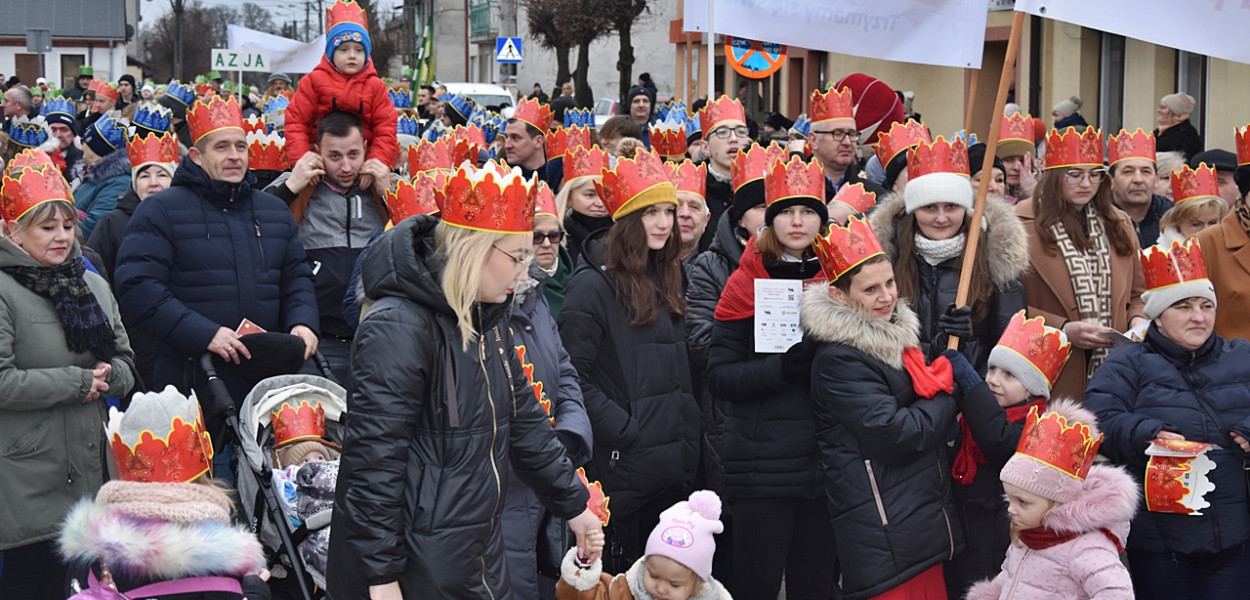 Sochocinianie licznie wzięli udział w Orszaku Trzech Króli [Fot.: Kami Wojciechowski]