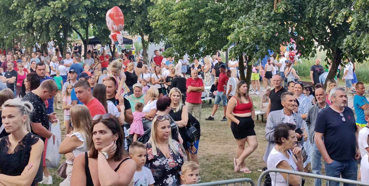 Impreza nad nowomiejskim zalewem cieszyła się dużym zainteresowaniem okolicznych mieszkańców 