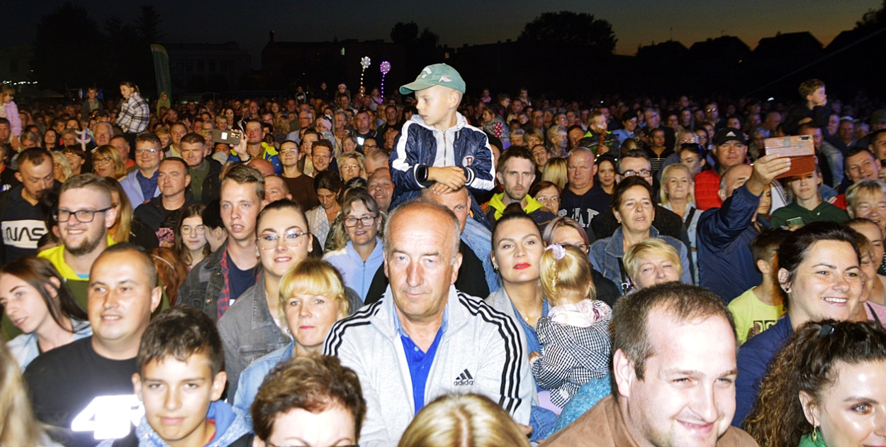 Niedzielne koncerty przyciągnęły tłumu płońszczan [fot.: D.T.]