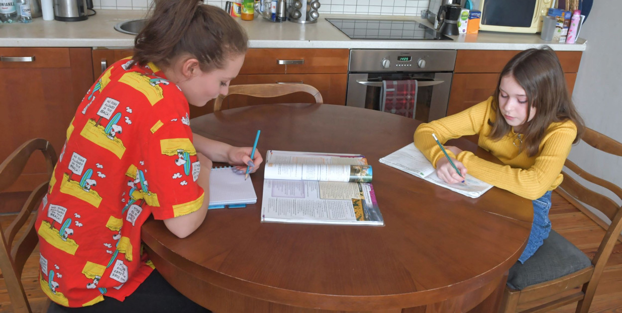 Minister edukacji podpisała nowelizację rozporządzenia dotyczącą prac domowych