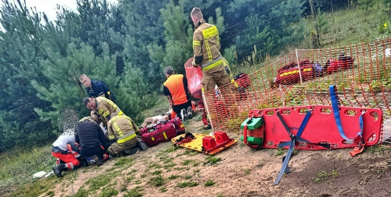 Z miejsca zdarzenia w Ćwiklinku [fot.: zbiory KPP w Płońsku]