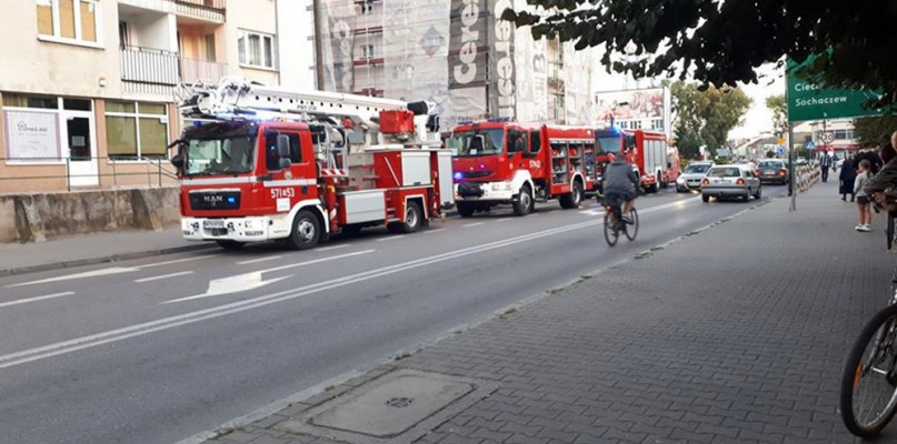 Niedziela, po godzinie 18, akcja strażaków przy ul. Grunwaldzkiej [Foto: czytelnika]