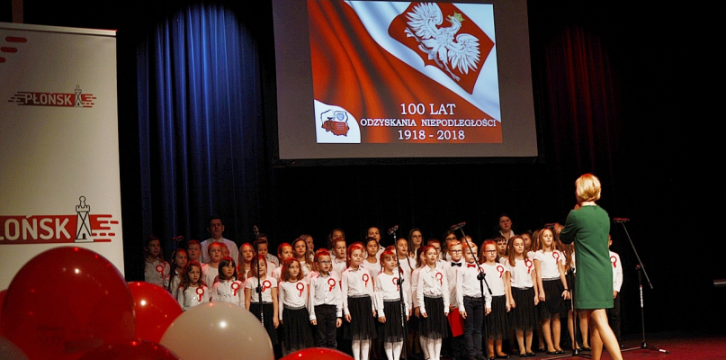 Międzyszkolny konkurs, jak podkreślali organizatorzy, nabrał szczególnej rangi z racji obchodów 100. rocznicy odzyskania niepodległości [Foto: DT]