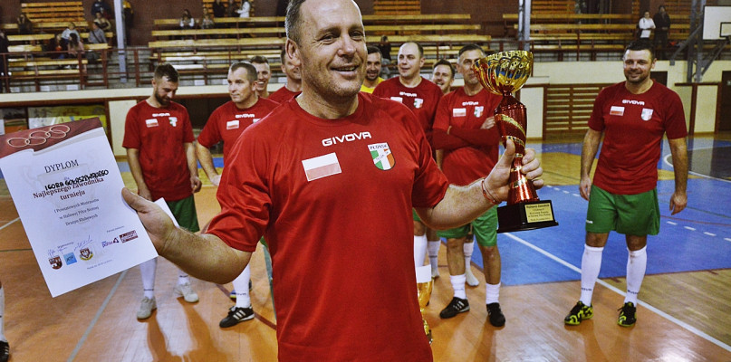 Igor Gołaszewski został najlepszym zawodnikiem weekendowych mistrzostw w futsalu, a dawna Tęcza sięgnęła po turniejowy prymat [Foto: Krystian Jobski]  