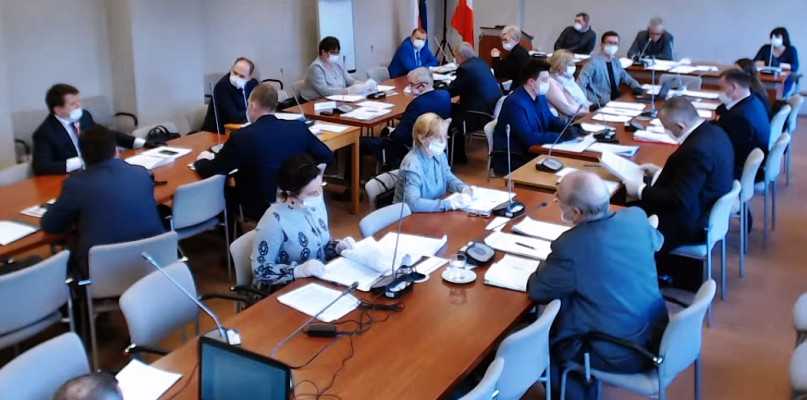 Ostatniego dnia marca radni powiatowi dyskutowali na temat odwołania przez Zarząd Powiatu Pawła Obermeyera z funkcji dyrektora szpitala