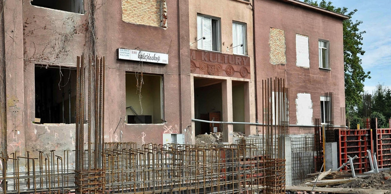 Zdjęcie z przebudowy płońskiego domu kultury [Foto: MCK Płońsk/Archiwum]