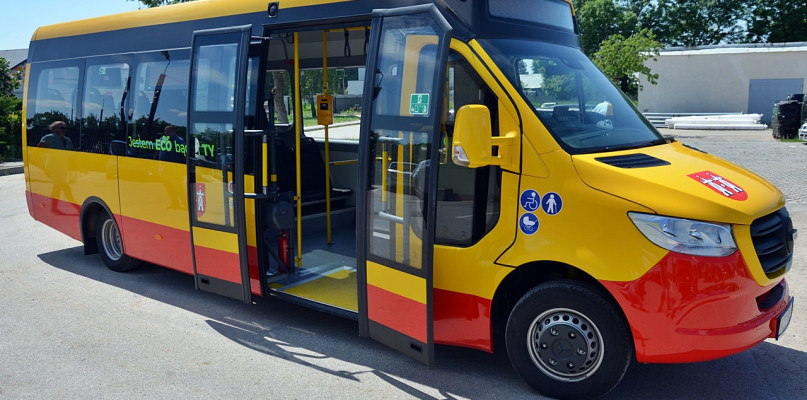 Autobusy kursują od poniedziałku do piątku od godz. 7.00 do 20.55 (w zależności od linii). Nie kursują w weekendy i święta [Fot. zbiory urzędowe]