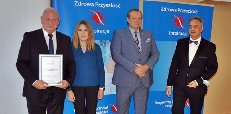 Pierwszy od lewej Paweł Obermeyer, prezes Zarządu Szpitala Czerniakowskiego [fot.: zbiory szpitala]