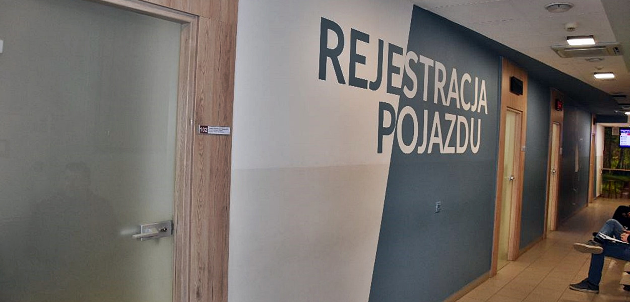 Nowe punkty wydziału komunikacji i urzędu pracy od wtorku w Raciążu - 12186