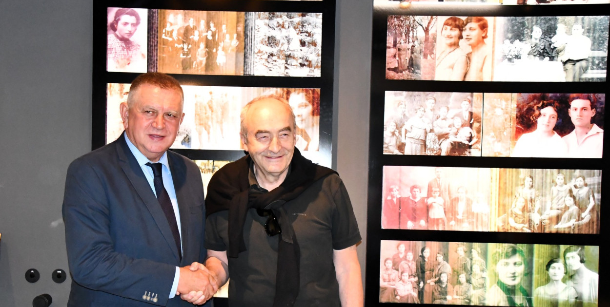 We wtorek w Domu Pamięci w Płońsku przy ul. Warszawskiej 2 podpisano porozumienie pomiędzy Muzeum Historii   Żydów Polskich POLIN a Gminą Miasto Płońsk i Miejskim Centrum Kultury [fot.: zbiory ratusza]