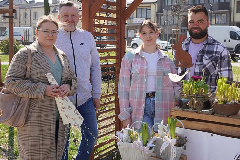 Na wielkanocnym jarmarku w Raciążu
