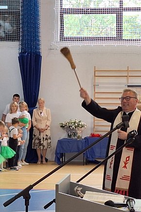Uroczyste otwarcie hali sportowej w Jońcu-1509