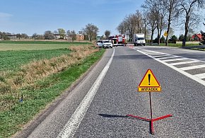 Zderzenie dwóch aut na krajowej ''10-tce''-22197