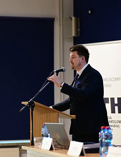 Działania samorządów, zaangażowanie młodych i walka z patologiami-22291