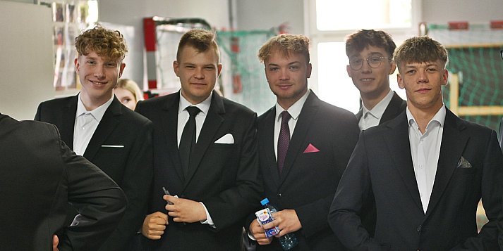 Czas na maturę! Egzamin zdaje ponad pół tysiąca uczniów naszych szkół [FOTO]