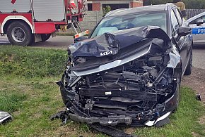 Kierująca oplem nie ustąpiła pierwszeństwa przejazdu. Oto skutek...-22436