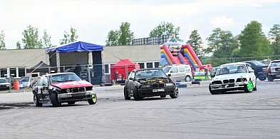 Polecieli bokiem dla ''Topola''! Motoryzacyjnie i charytatywnie [FOTO]-22565