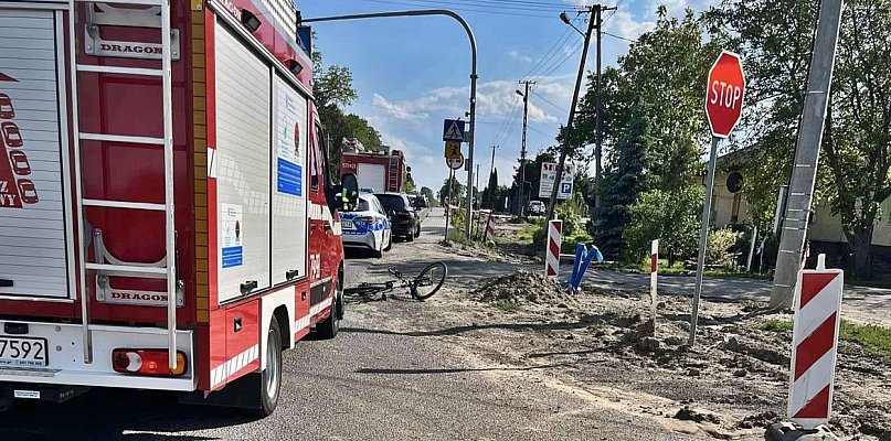 Rowerzysta skręcał w lewo i uderzył w bok volkswagena  - 22692
