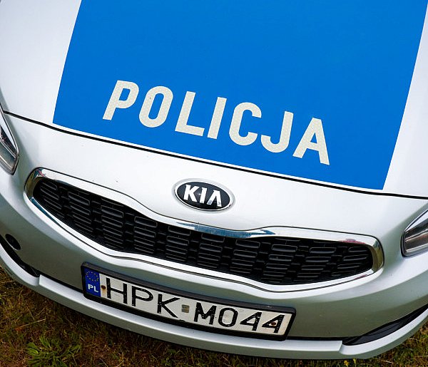 Młody kierowca volkswagena potrącił 5-letnie dziecko-23062