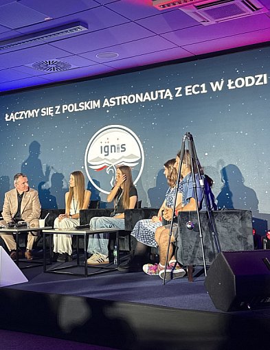 ''Kosmiczne dziewczyny'' z I LO. Maria i Julia i ich wkład w misję IGNIS-23172