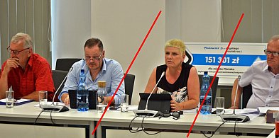 W słowach nie przebierają. Radna nie pozostaje dłużna...-23285