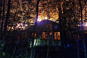 Nocny pożar budynku przy Towarowej w Płońsku -23306