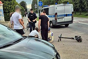Zderzenie hulajnogi elektrycznej z samochodem na Kopernika -23586