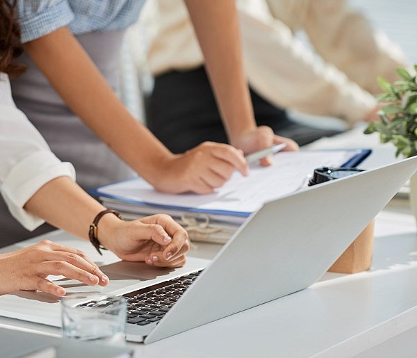 Skrócony czas pracy w Polsce. Od dziś startuje program-23753