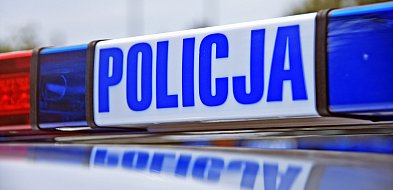 Chwiejnym krokiem wyszedł ze stacji paliw, gdzie kupował alkohol -23769
