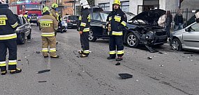 Policja o kraksie na Armii Krajowej, radna o progach